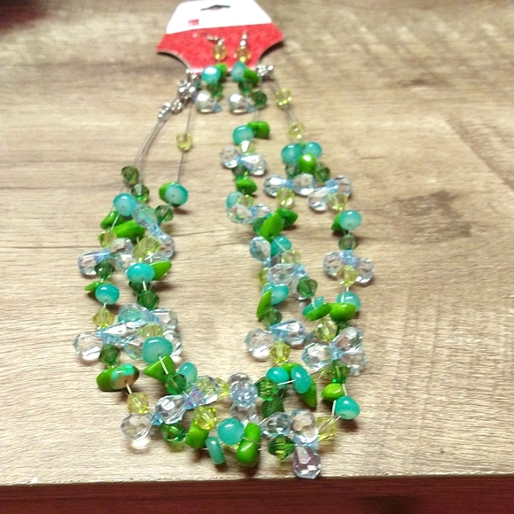 Charming Charlie Jewelry Nwt Charming Charlies Earring And Necklace